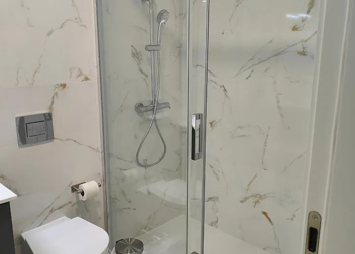 Loreto House Апартаменты *